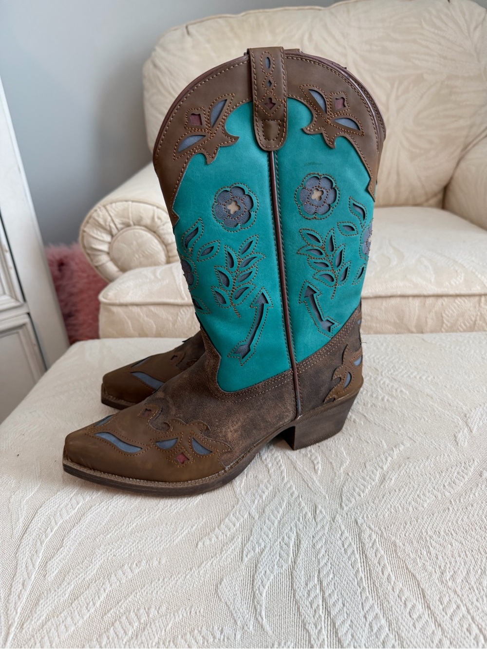 Women's Laredo Western Turquoise & Brown Decorative Cowboy Boots - 8.5